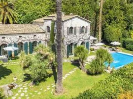 Historic Villa - 9 people - 20 minutes from Cannes - Private Pool