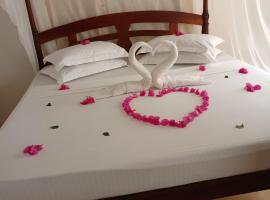 Happiness House, hotel in Shela