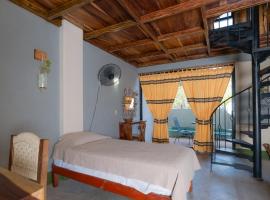 Madre Tierra Hotel & Coworking