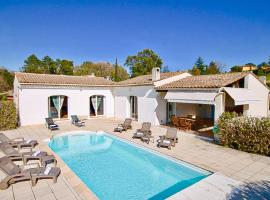 Country villa - Sleeps 8 - Mimosa view, hotel med pool i Tanneron