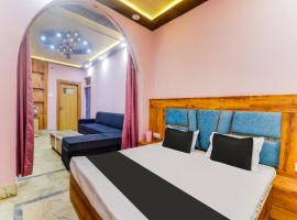 OYO The Pride Hotel, hotell i Gwalior