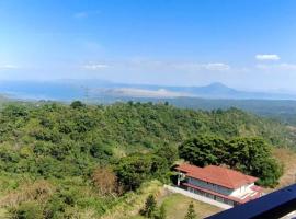 Splendido Tagaytay Taal Lake Staycation Free Parking Netflix No Free Pool No Pet Contact to Confirm, serviced apartment in Tagaytay