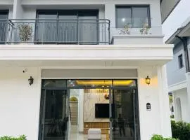 Villa Sonasea Vân Đồn by Deluxe Stay