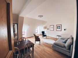 Le R&eacute;gis, hotel com piscina em Laguiole