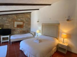 Rabacal Hotel Suite B&B with pool, family hotel in Chanca