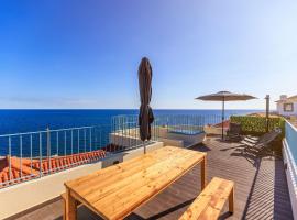 Villa Belafonte, holiday home in Câmara de Lobos