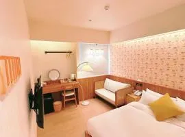 Cat Tail Pocket Inn
