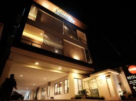 Cozzy Stay Hotel Semarang by Sinergi, hotel en Semarang