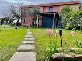 La Maison Rose by Melrose, maison de vacances à Saint-Côme-de-Fresné