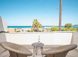 Palm Tree Beach Suites, by ZanteWize
