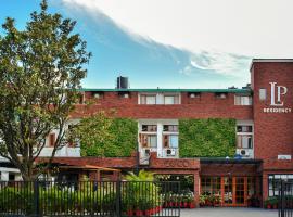 Dehradun में, होटल LP Residency