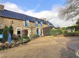 La ville es colins, hotel u gradu Beaussais sur Mer