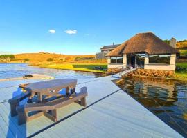 LAKE-HOUSE CABIN, lággjaldahótel í Witbank