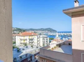 4 Bedroom Awesome Apartment In Imperia