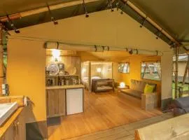 Lodge Holidays - Les 3 Cantons