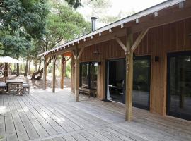 Belle Villa Pointe du Ferret - R170, hotel v destinaci Cap-Ferret