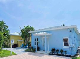 Hidden Beach Bungalow, hotel en New Smyrna Beach