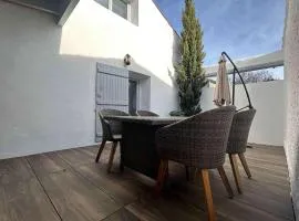 Maison de charme rénovée 4 pers., Saint-Georges-d'Oléron, proche plage, Wifi, parking gratuit - FR-1-246A-85