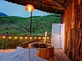 Hotel Cabañas y Chalets lujosos Mágica Luna Manizales, chata v prírode v destinácii Villamaría