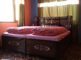 Srishti Guest House, hotel en Harsil