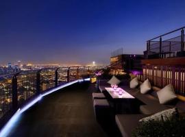 Sathorn Prime Residence & Rooftop Sky Bar, hotell med parkeringsplass i Bangkok