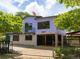 Casa Almendro Playa Panamá