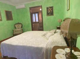 La Cassina Room, гостевой дом в городе Спиламберто