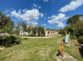 Agriturismo PETRA LUCANA, בית חווה במונטסקליוזו