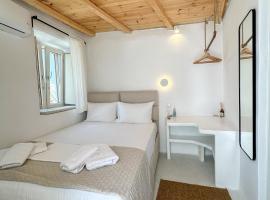 Lythi Kythnos, hotell med parkeringsplass i Kithnos