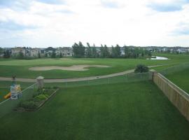 Luxury Lewis Estates Golf Course View Home By Henday, Whitemud, WEM, Acheson!, luxury hotel in Edmonton