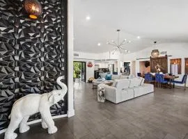 Entire Villa, North Miami Beach with pool on canal!