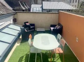 Charmant appartement avec terrasse entre centre-ville et plages de Concarneau