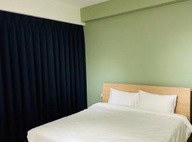 Bright Starry Hostel -Vacation in Donggang, ξενοδοχείο με πάρκινγκ σε Donggang