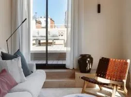 C211 Barcelona Apartments