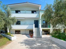 Sofia's Olive Grove, Hotel in Skala Kallirachis