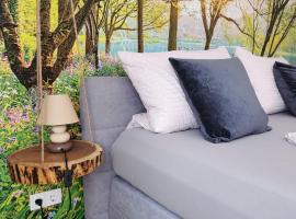 Ferienwohnung auf dem Ponyhof direkt am Klingbachrad- und Spazierweg, Hotel in Silz