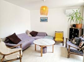 Les Pierres Bleues YourHostHelper, vacation home in Cherbourg en Cotentin