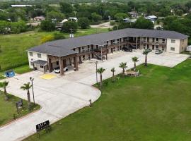 Lux Inn and Suites, hotel v destinaci Three Rivers