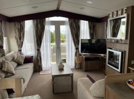 Miss Pollys Hideaway, holiday park in Port Seton