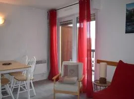Studio Cabine avec Balcon, Fontaine-Romeu - Parking Inclus - FR-1-580-88