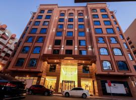 Best Western Premier M Four Hotel, hotelli Dubaissa alueella Deira