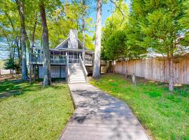 Serenity On Lake Sinclair, vacation home in Eatonton