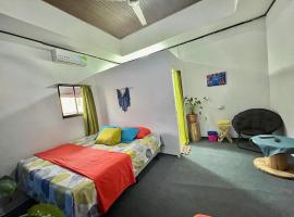 Cheap Hostel Quepos, hostel em Quepos