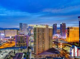 MGM Signature-29-705 F1 Track & Strip View Balcony, hotel en Las Vegas