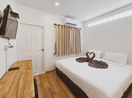 Casa Maya House, hostel σε Phi Phi Don