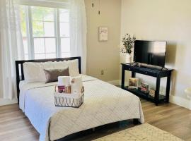 Little Hollywood Suite @ The Historic Kanab Inn