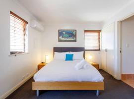 Suffolk Villa Fremantle On Your Doorstep Location, hotel en Fremantle