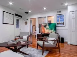 Fancy 1-BR in Central Location Parking available