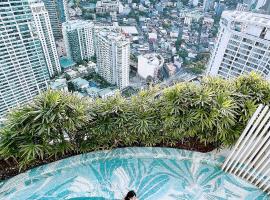 The Serene Escape Rockwell Makati City View 1BR, pet-friendly hotel in Manila