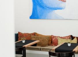 Embrace Sicily Guest House, hotel in Noto